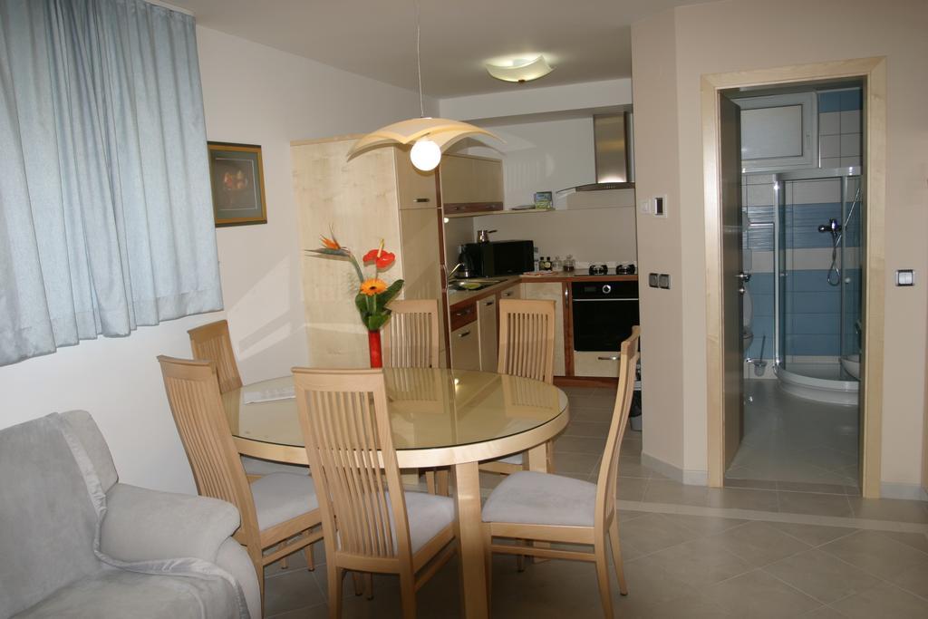 Apartments Veno Lasko Room photo